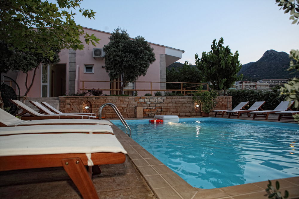 העיירה רתימנו Niriides Beach Hotel מתקנים תמונה