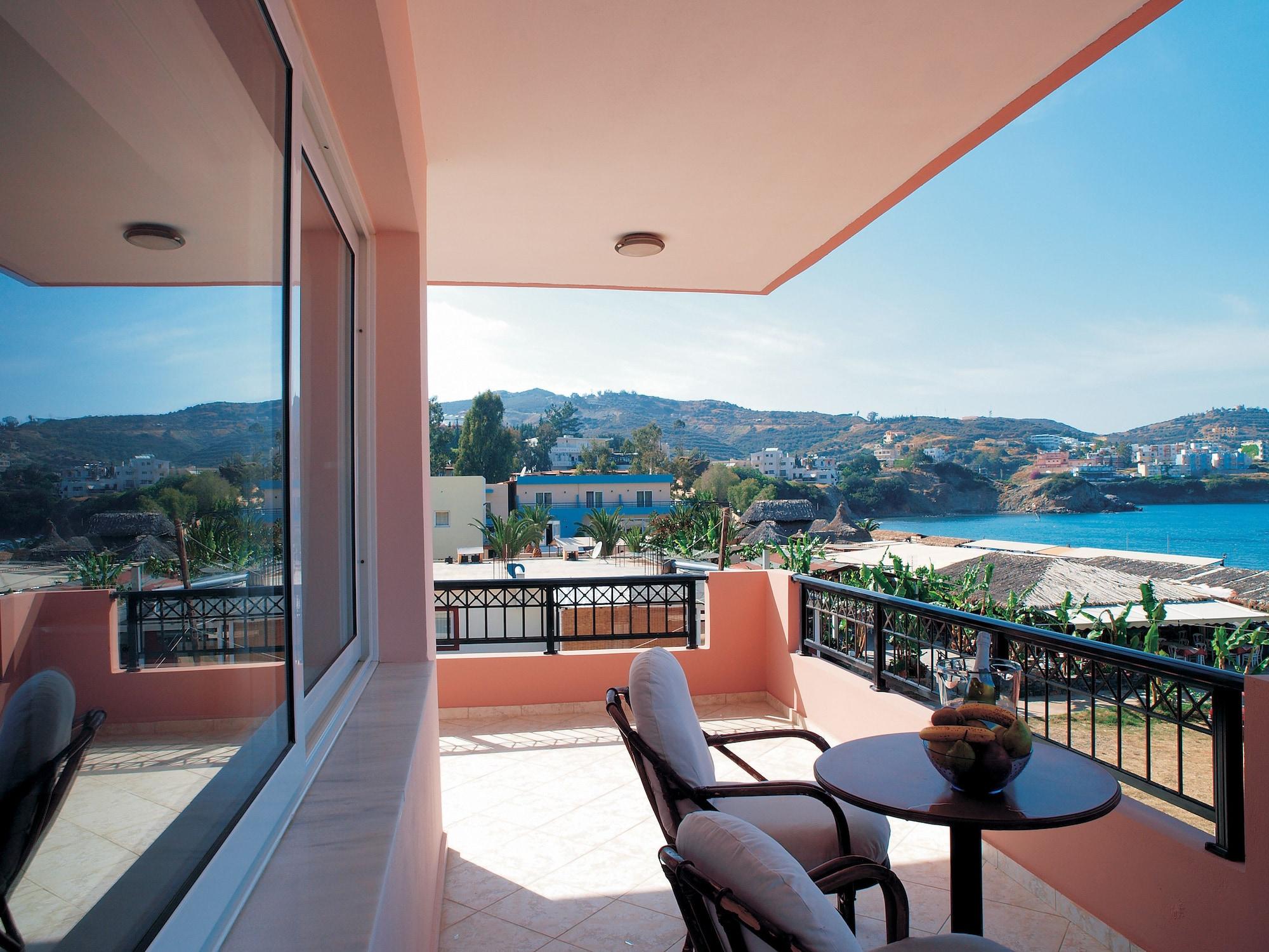 העיירה רתימנו Niriides Beach Hotel חדר תמונה