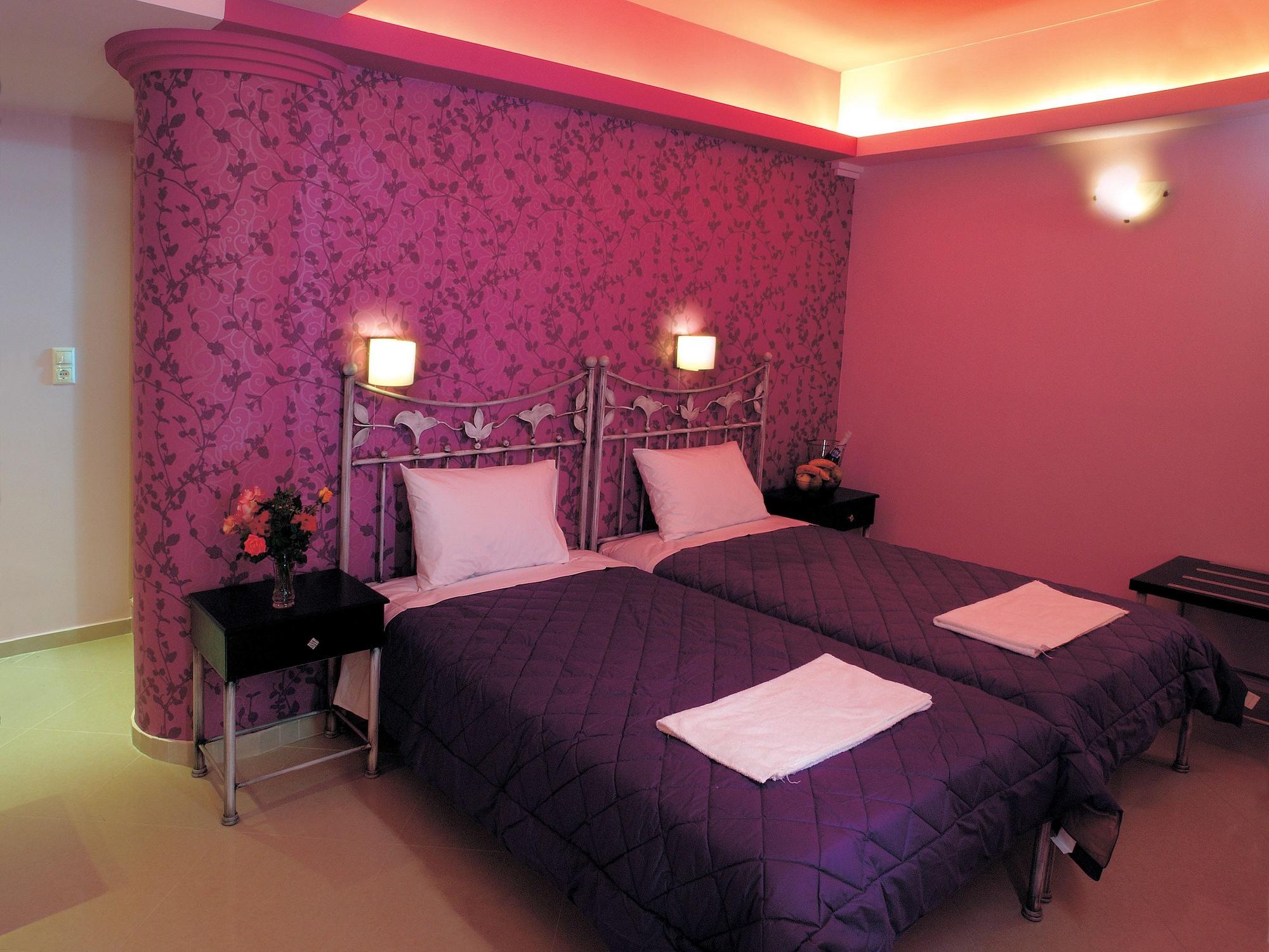העיירה רתימנו Niriides Beach Hotel חדר תמונה